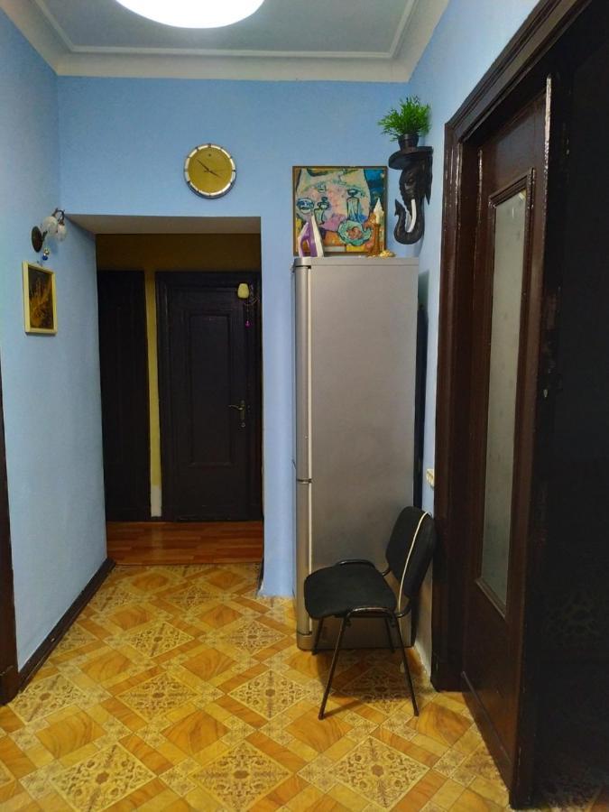 Room In Apartment Kirova 1 Minsk Esterno foto